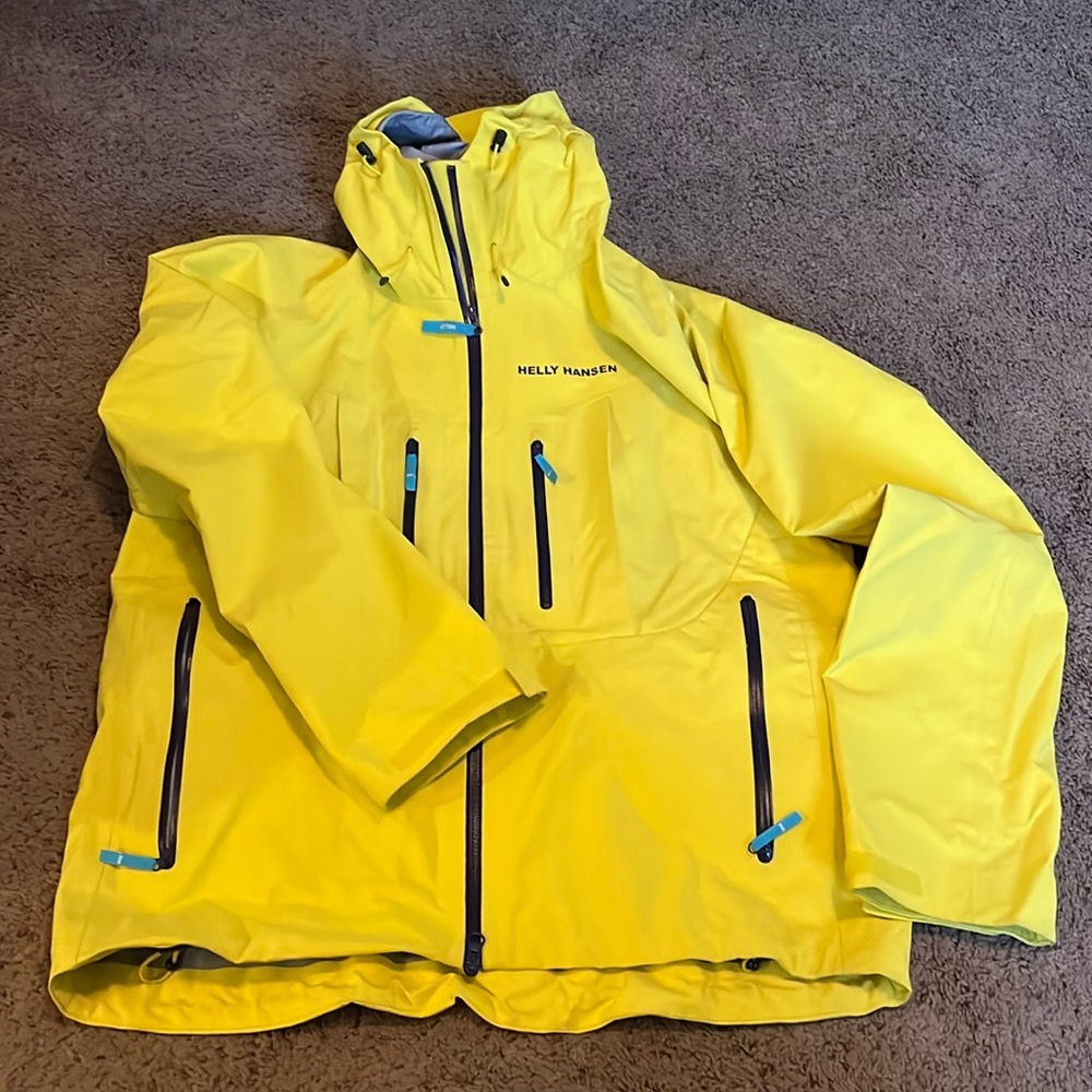 Helly Hansen ski coat